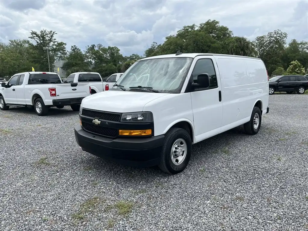 2018 Chevrolet Express 2500 Work Van HD's photo