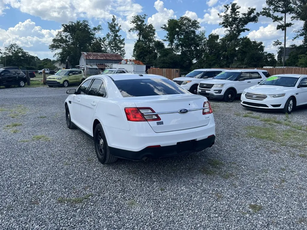 2014 Ford Taurus undefined photo 3