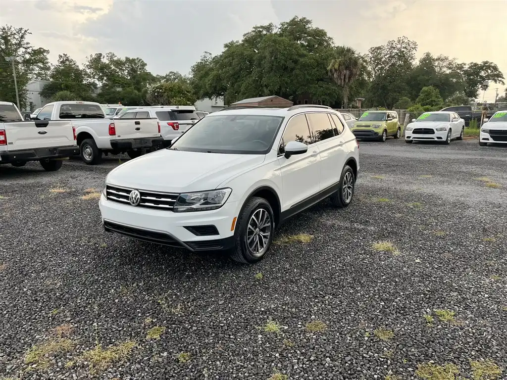 2020 Volkswagen Tiguan 2.0T SE's photo