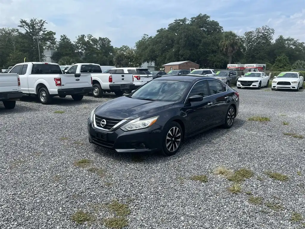 2017 Nissan Altima 2.5 SV's photo