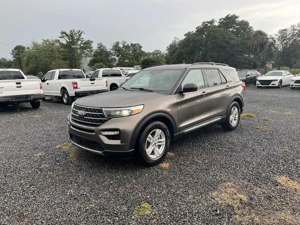 2021 Ford Explorer XLT RWD's photo