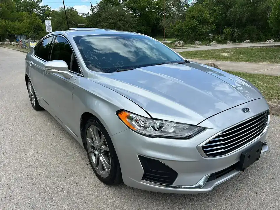 2019 Ford Fusion SEL FWD's photo