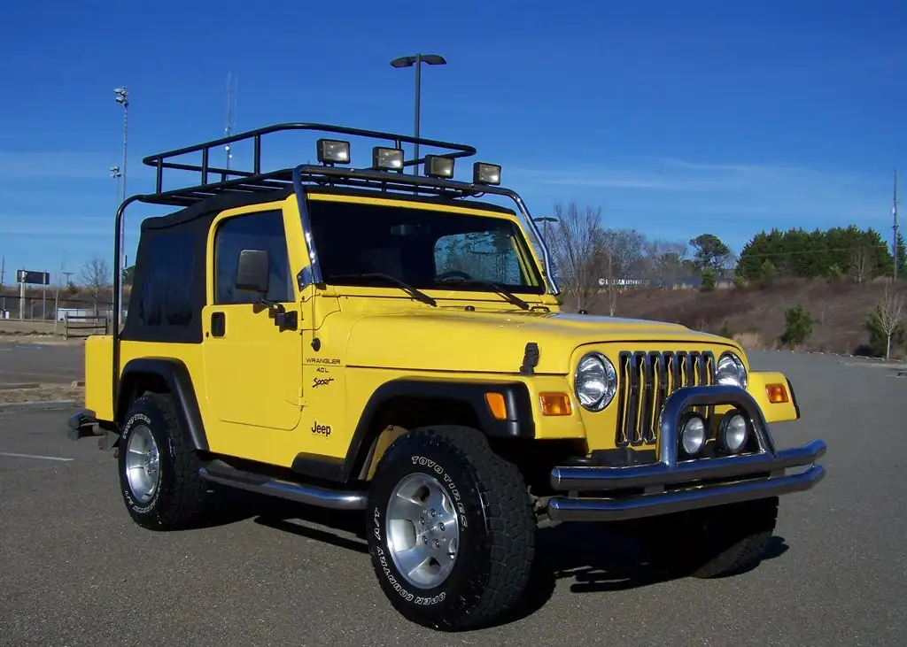 2000 Jeep Wrangler Sport's photo