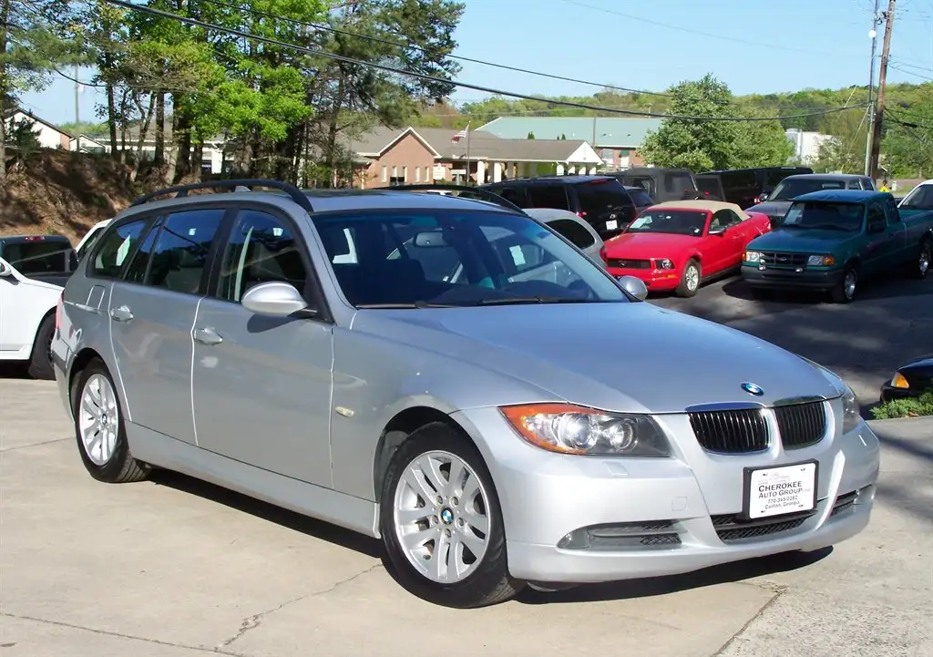 2007 BMW 3 Series 328xi Sports Wagon's photo
