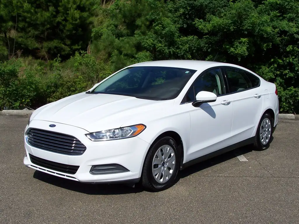 2014 Ford Fusion S I4 FWD's photo