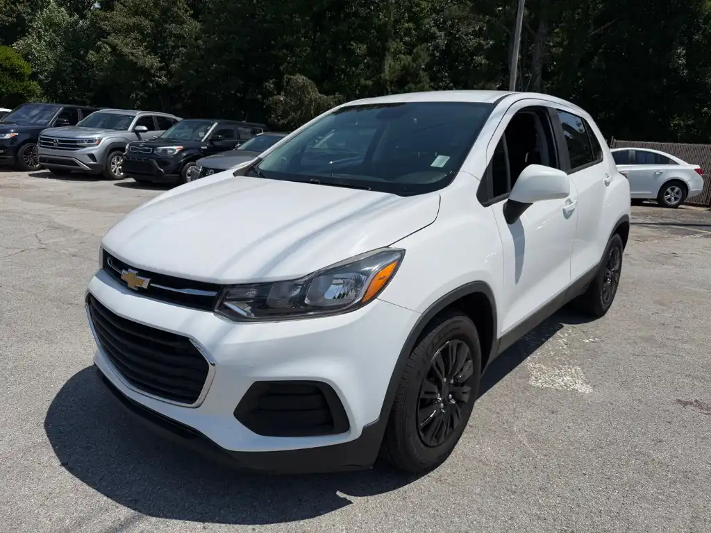 2018 Chevrolet Trax LS's photo