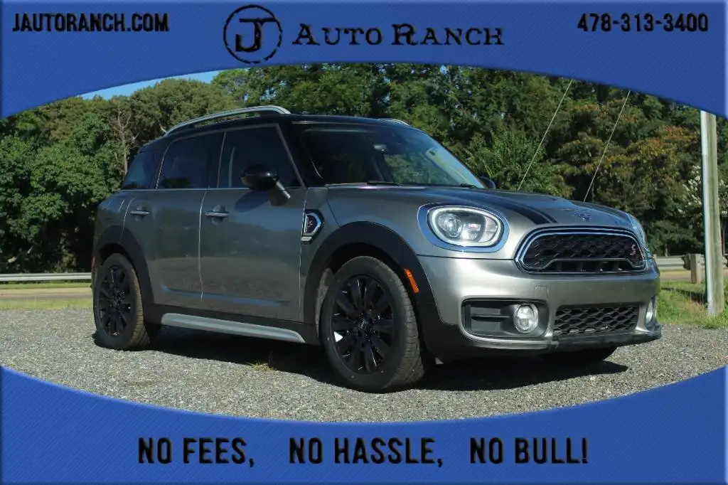 2019 MINI Countryman Cooper S Signature's photo