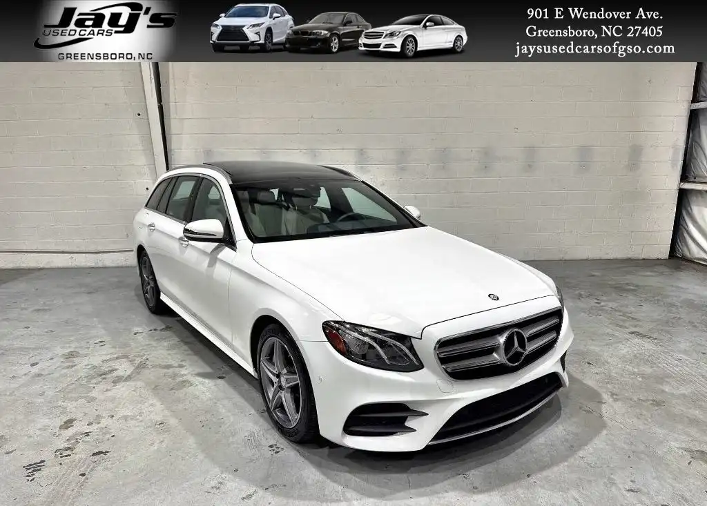 2017 Mercedes-Benz E-Class E400 4MATIC's photo