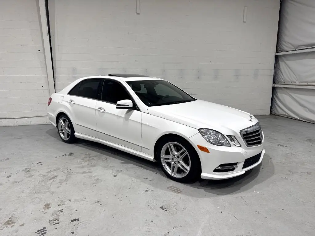 2013 Mercedes-Benz E-Class E350 Sport photo 4