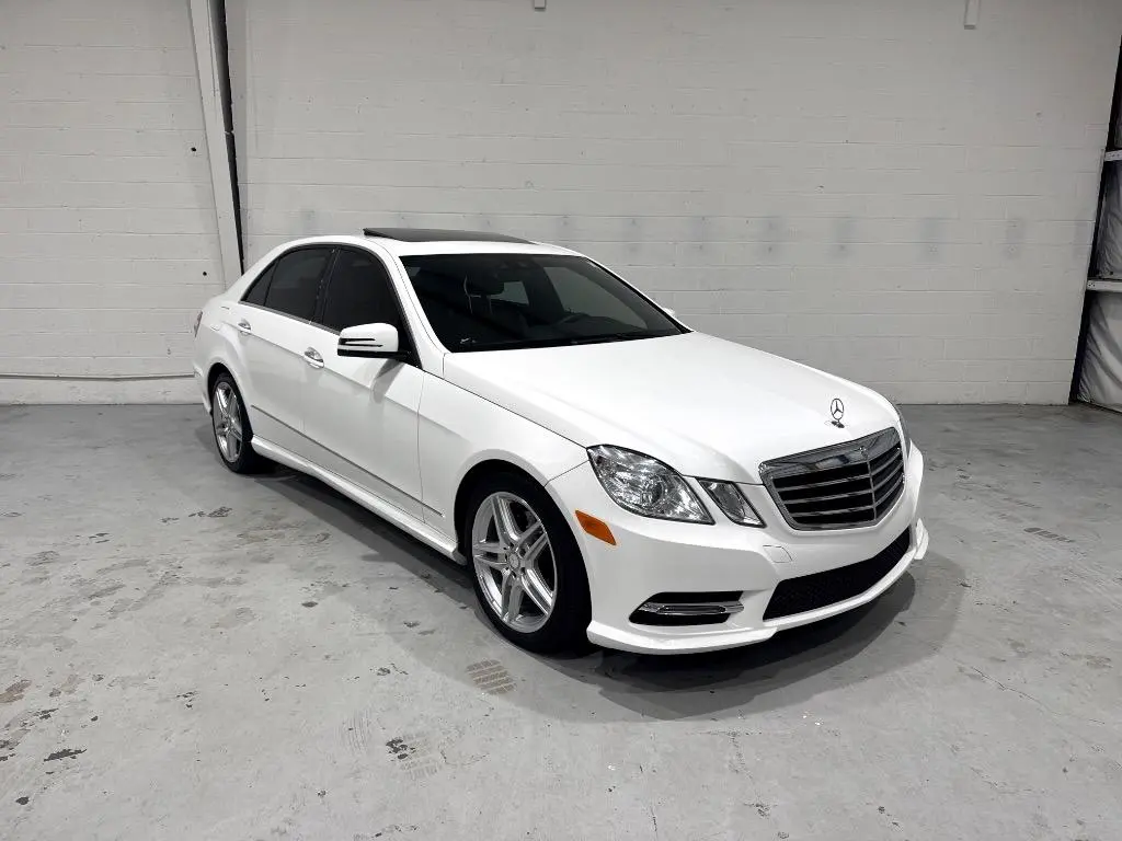 2013 Mercedes-Benz E-Class E350 Sport photo 3