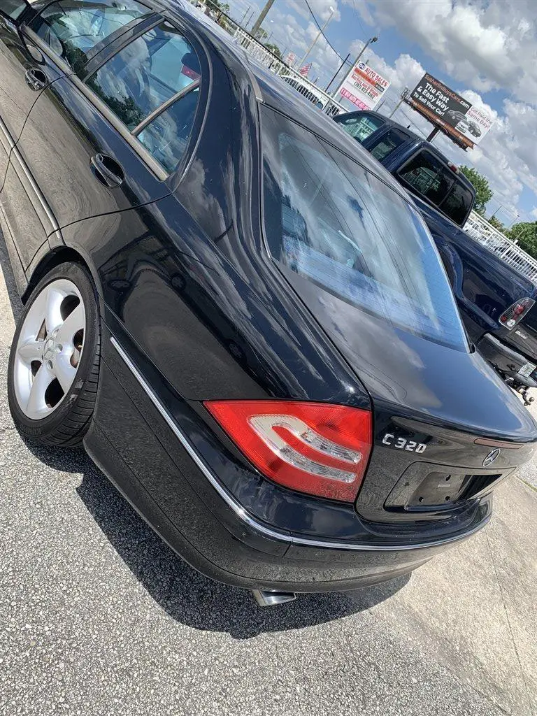 2004 Mercedes-Benz C-Class C320 photo 5