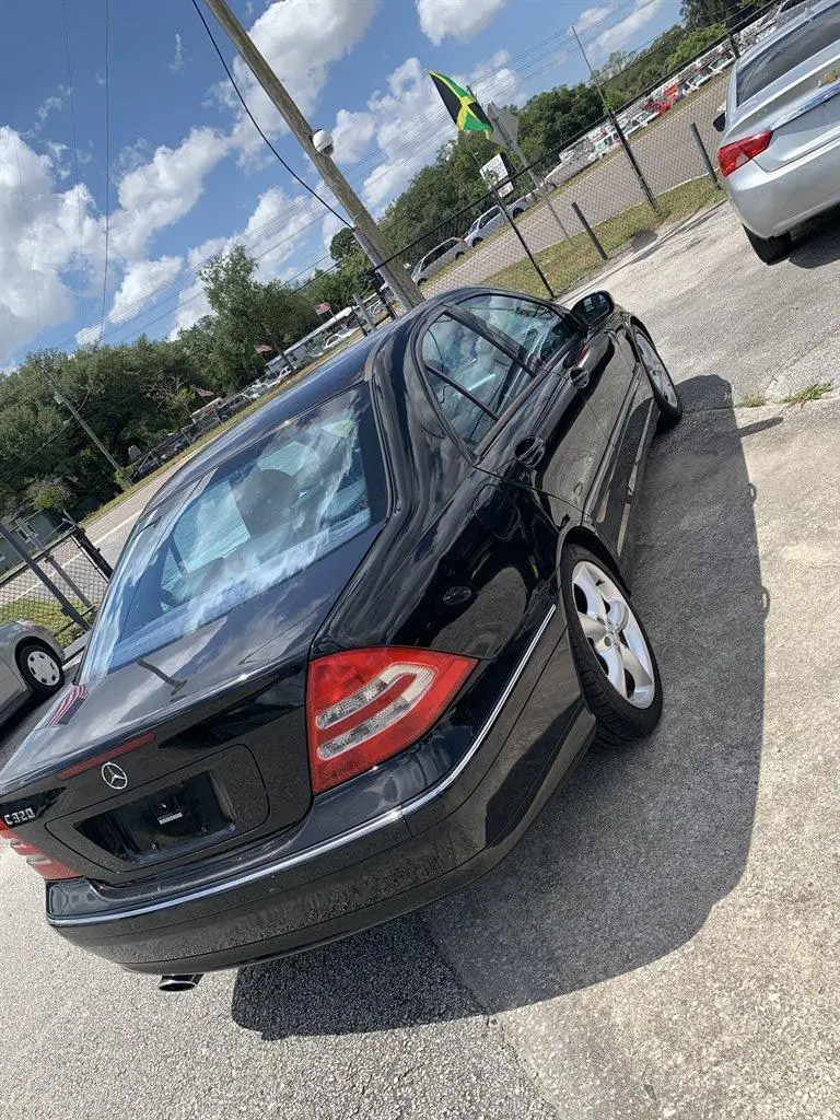 2004 Mercedes-Benz C-Class C320 photo 4