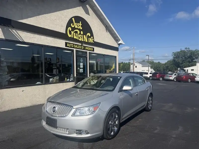 2011 Buick LaCrosse CXS's photo