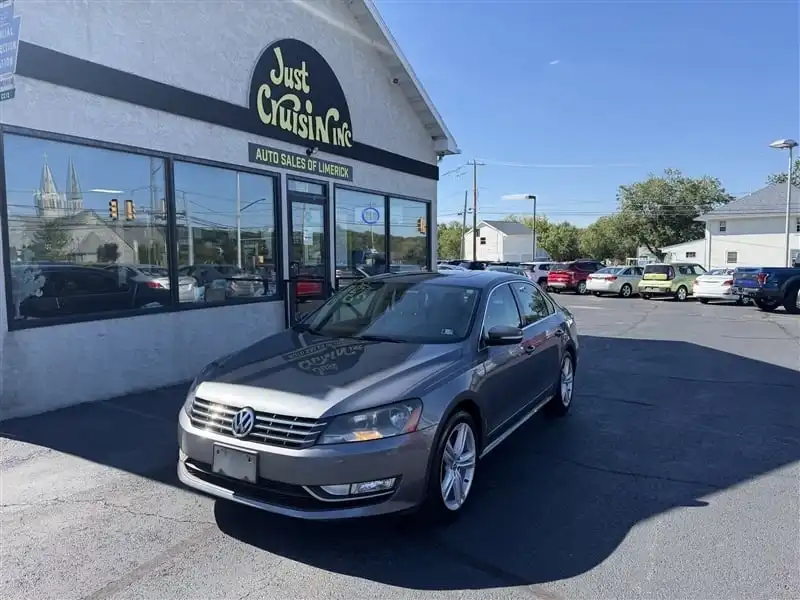 2013 Volkswagen Passat 2.0L SEL Premium TDI's photo