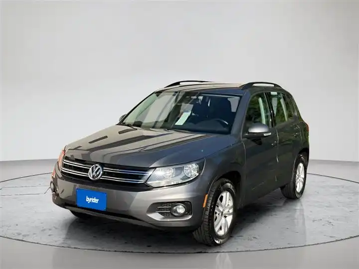 2017 Volkswagen Tiguan 2.0T S 4Motion's photo