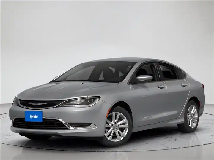 2016 Chrysler 200 Limited's photo