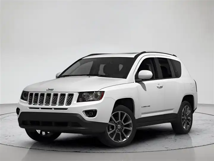 2014 Jeep Compass Sport's photo