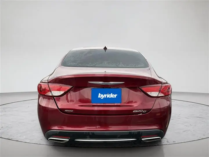 2015 Chrysler 200 C AWD photo 4