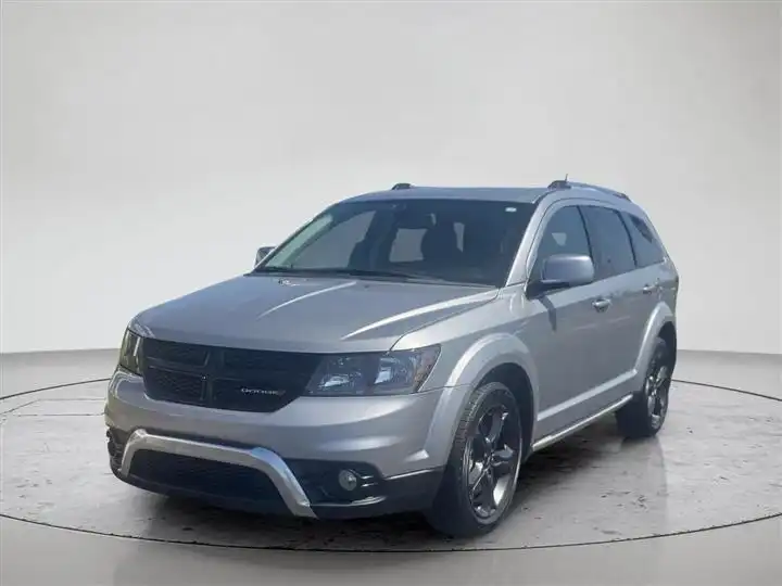 2019 Dodge Journey Crossroad FWD's photo