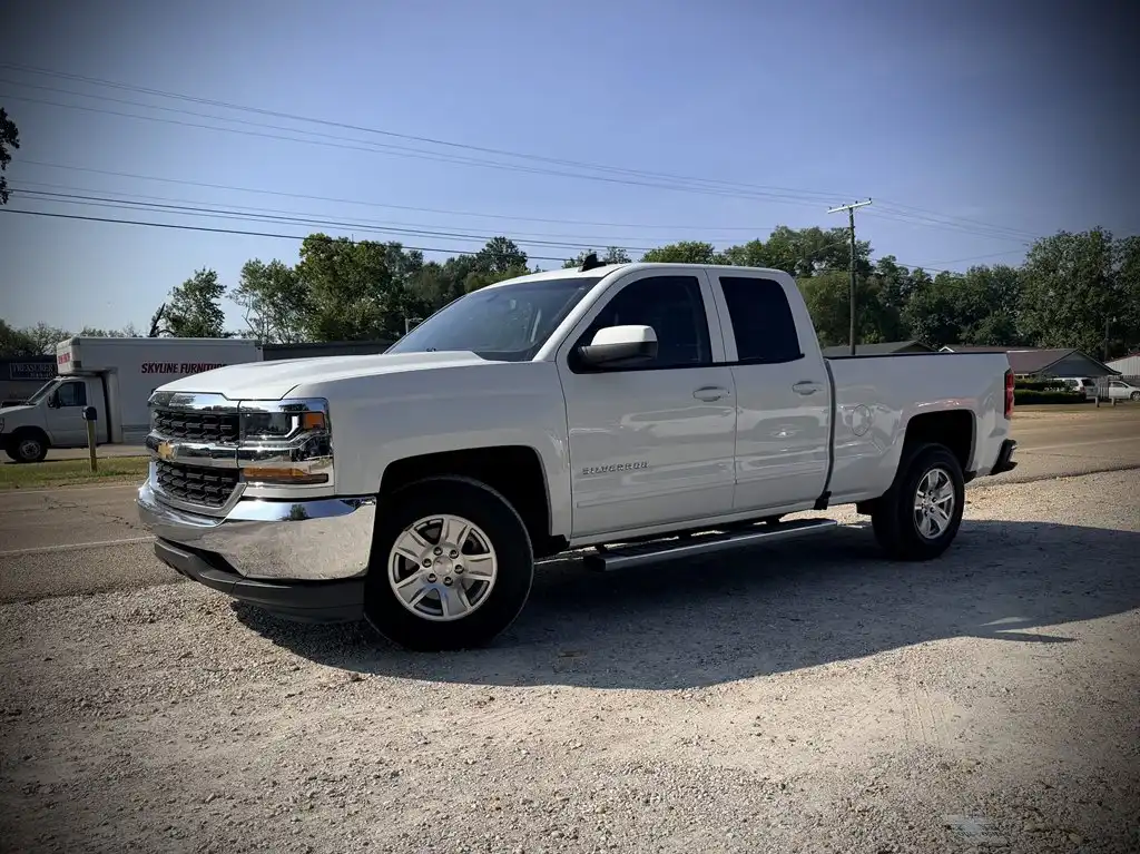 2018 Chevrolet Silverado 1500 LT Double Cab Standard Box's photo