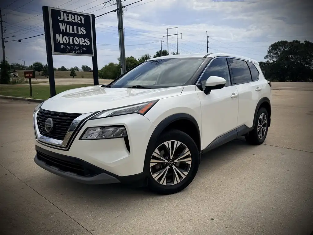 2021 Nissan Rogue SV FWD's photo