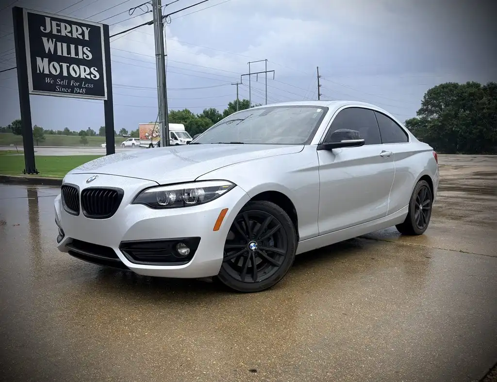 2018 BMW 2 Series 230i Coupe's photo
