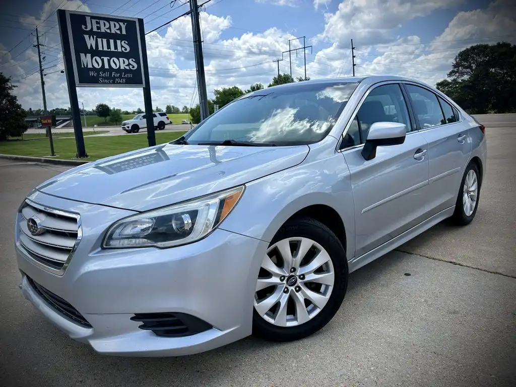 2017 Subaru Legacy 2.5i Premium's photo
