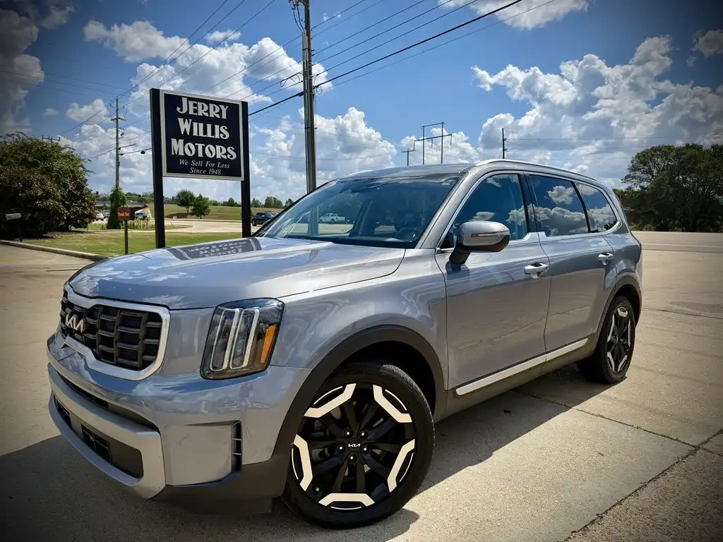 2023 Kia Telluride S AWD's photo