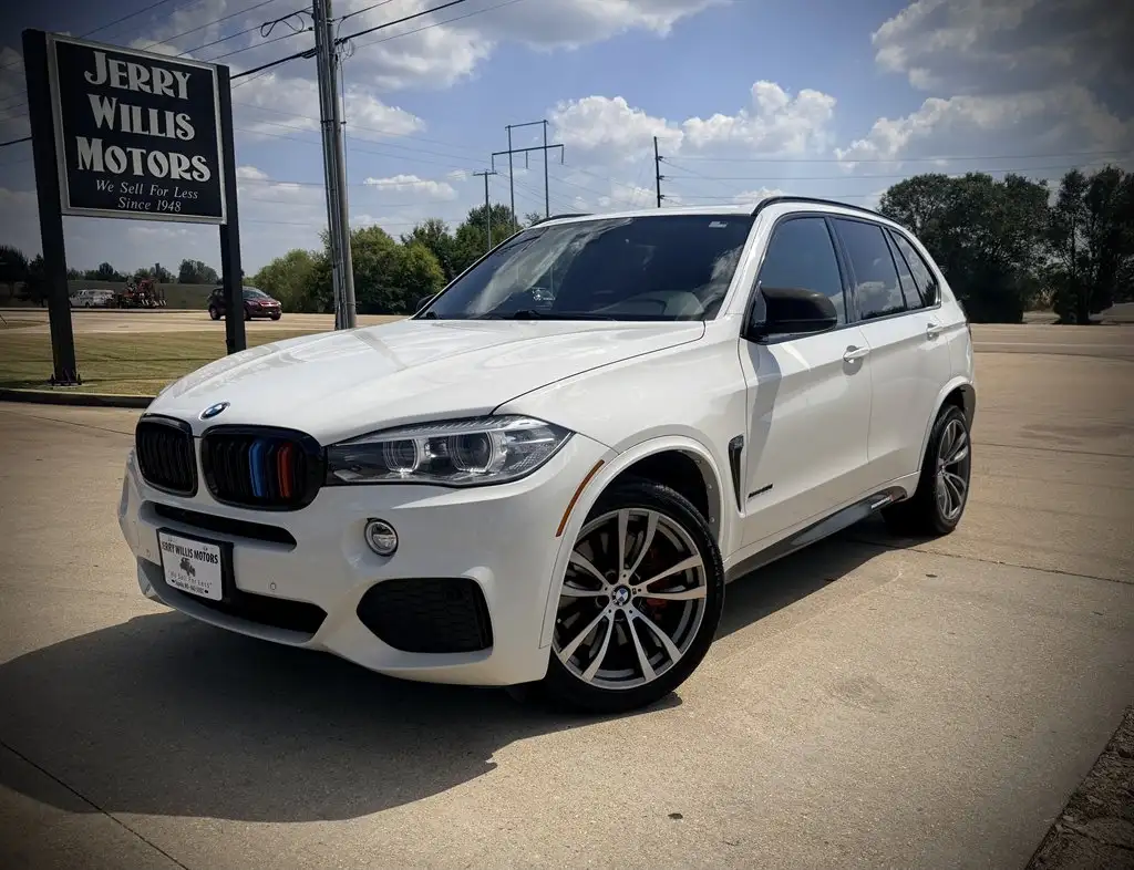 2014 BMW X5 xDrive50i's photo