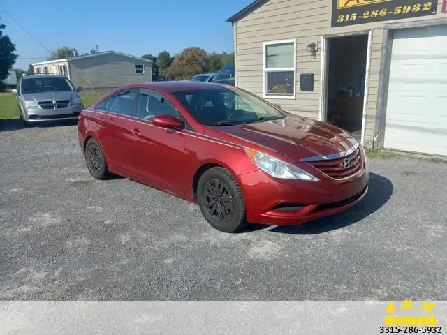 2011 Hyundai Sonata I4 GLS A T's photo