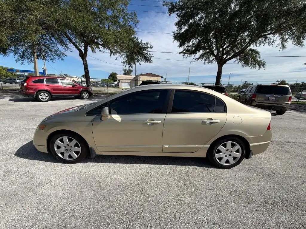 2008 Honda Civic LX 5AT's photo