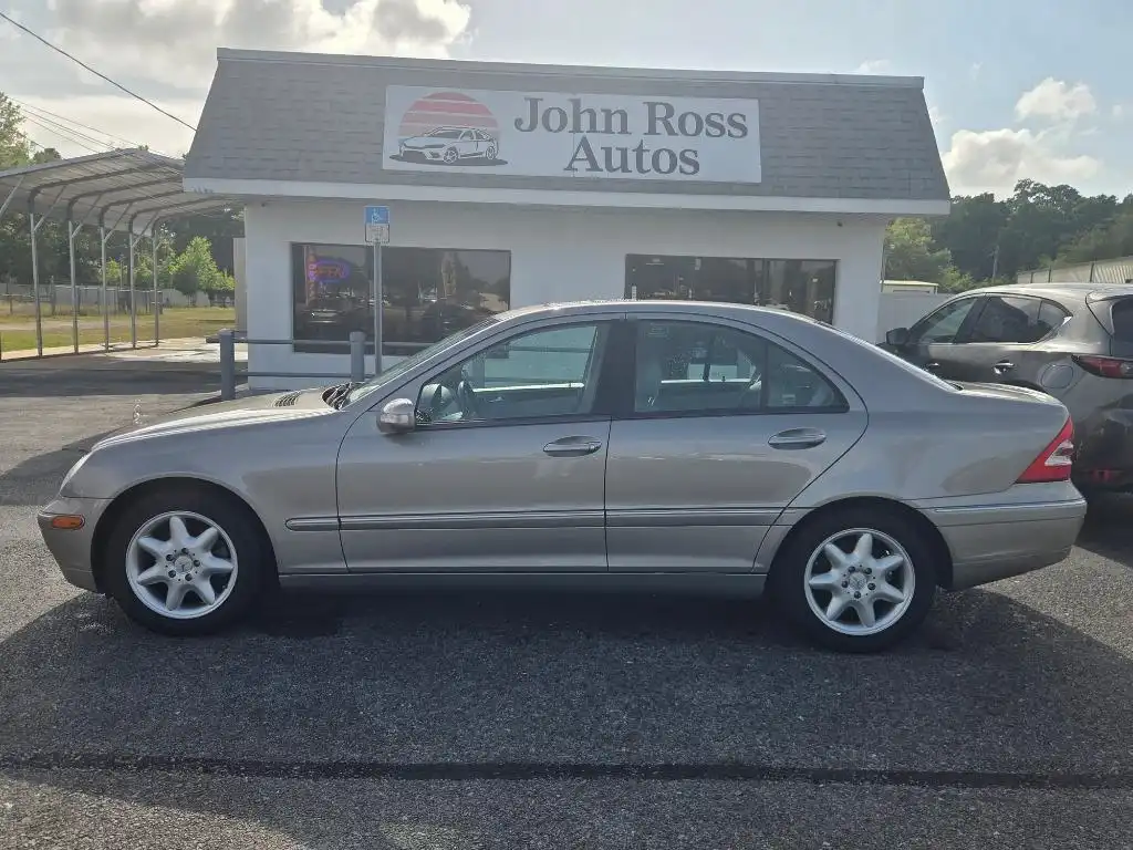 2003 Mercedes-Benz C-Class C240's photo