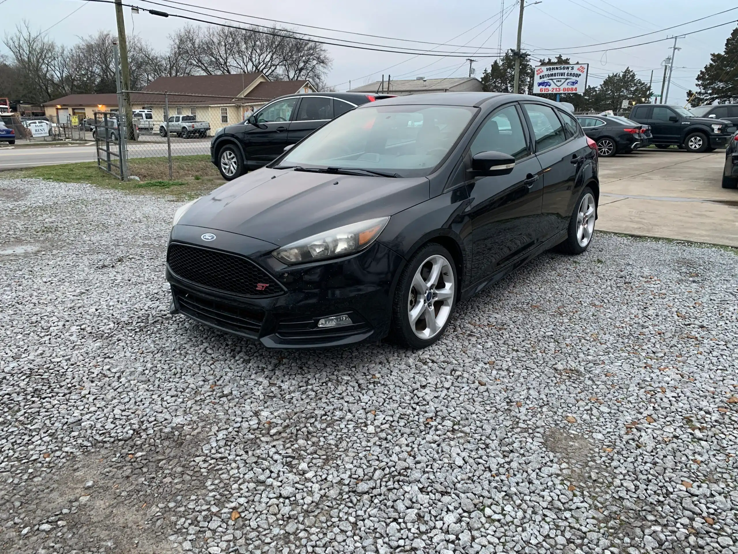 2017 Ford Focus 5 Door Hatch ST's photo
