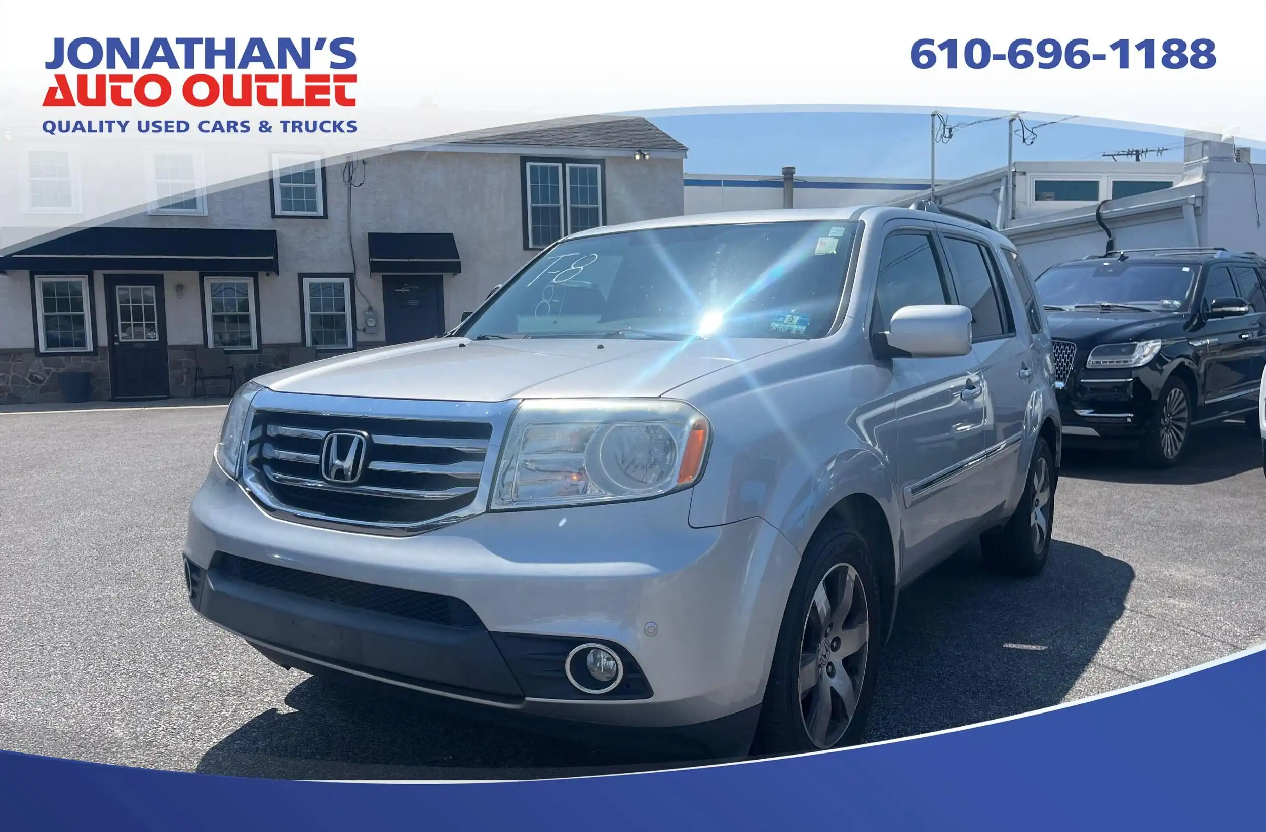 2013 Honda Pilot Touring 4WD w/ NAVI and RES's photo