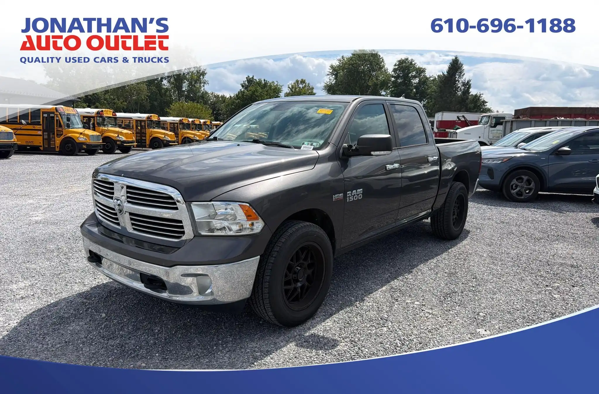 2017 RAM 1500 Big Horn 4WD Crew Cab 5'7's photo