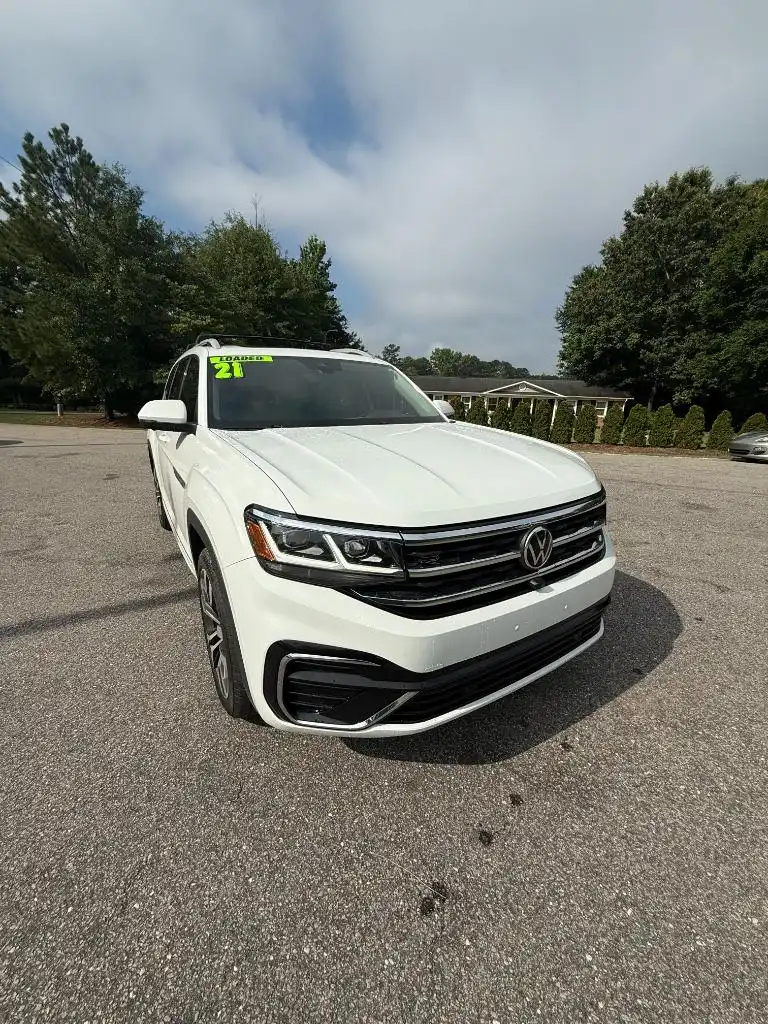2021 Volkswagen Atlas 3.6L SEL Premium R-Line 4MOTION's photo