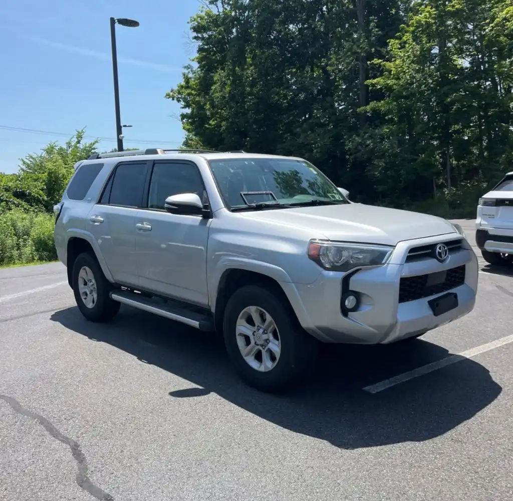 2020 Toyota 4Runner SR5 Premium 4WD V6's photo