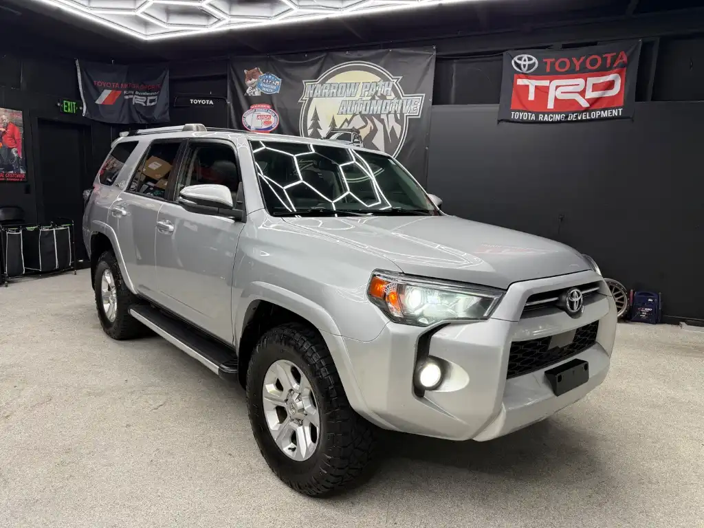2020 Toyota 4Runner SR5 Premium 4WD V6's photo