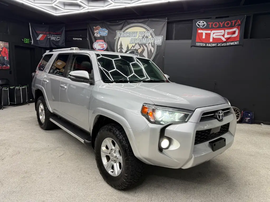 2020 Toyota 4Runner SR5 Premium 4WD V6 photo 1