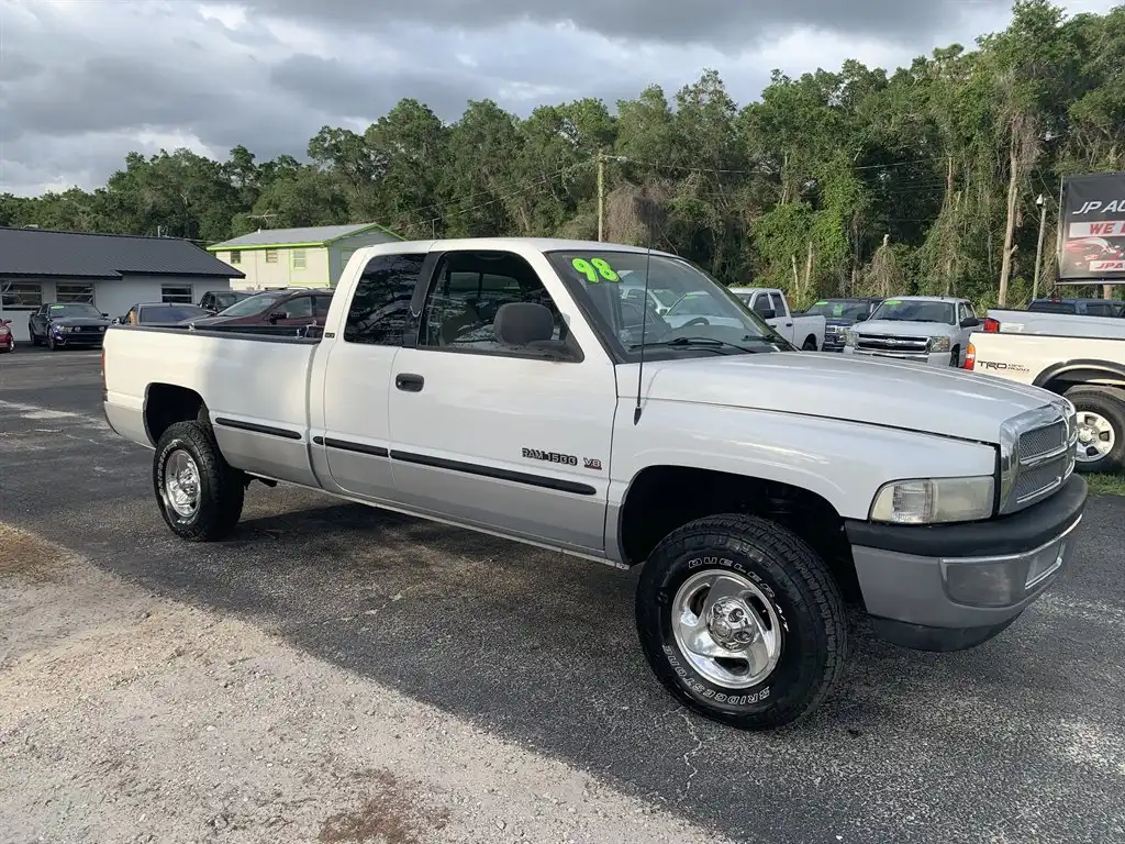 1998 Dodge Ram 1500 1500 4X4 QUAD CAB SWB's photo