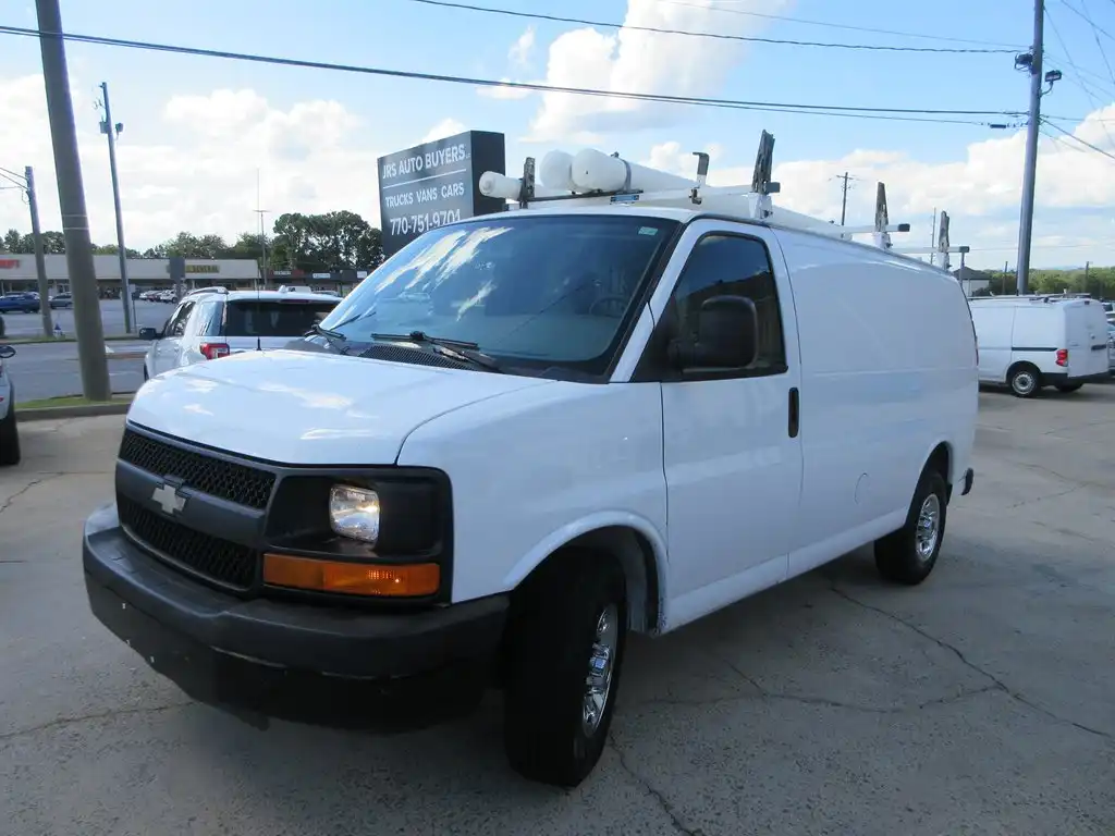 2016 Chevrolet Express Work Van HD 2500's photo