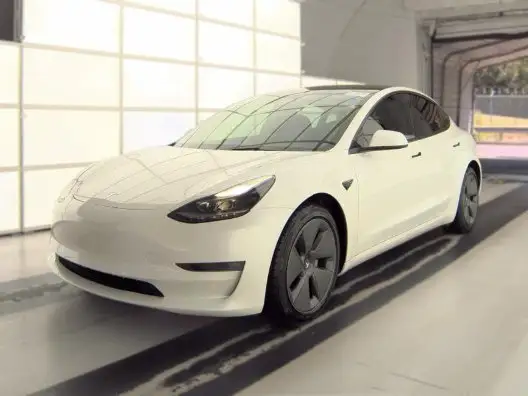 2023 Tesla Model 3 Long Range photo 1