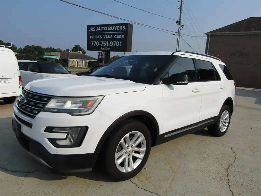 2016 Ford Explorer XLT FWD's photo