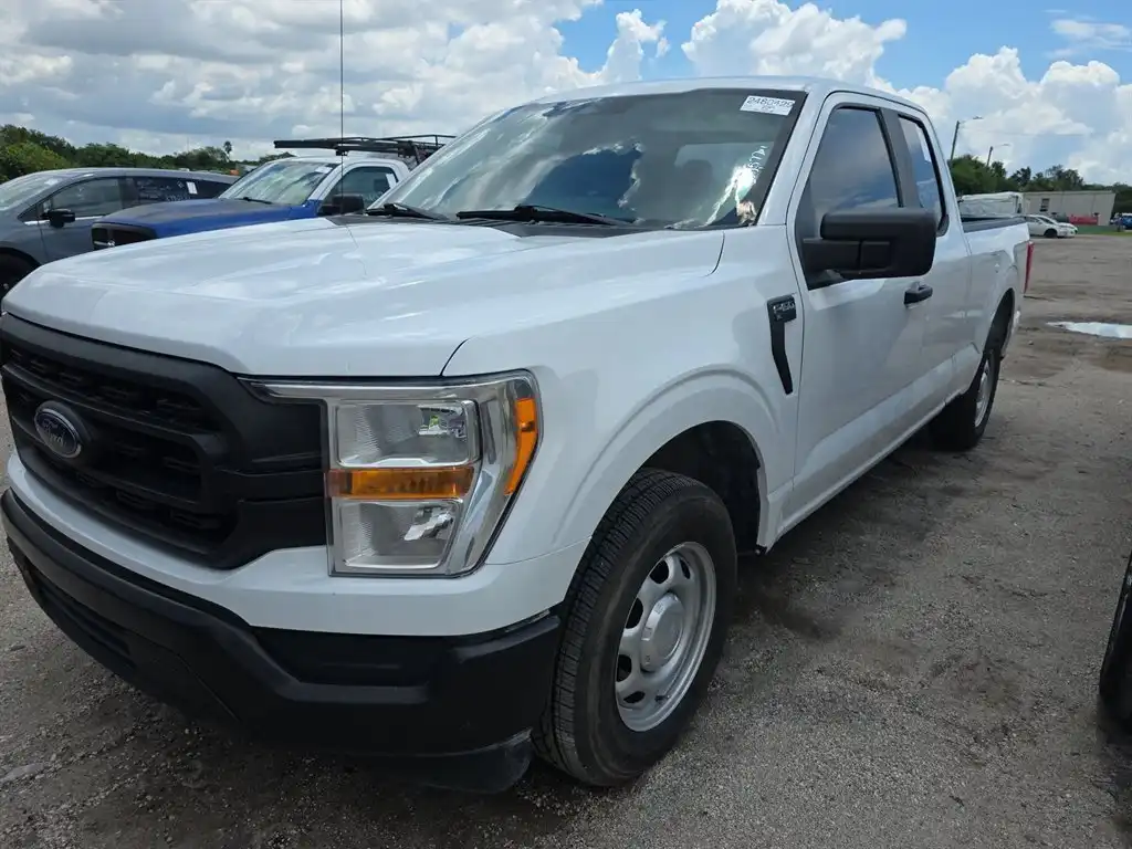 2022 Ford F-150 XL SuperCab 6-1/2' Box's photo