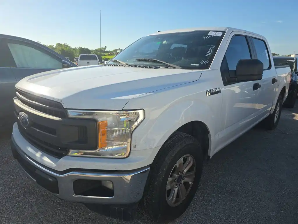 2018 Ford F-150 XL SuperCrew 5-1/2' Box's photo