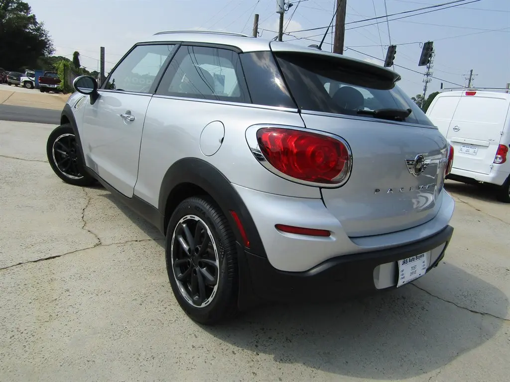 2015 MINI Paceman Base photo 4