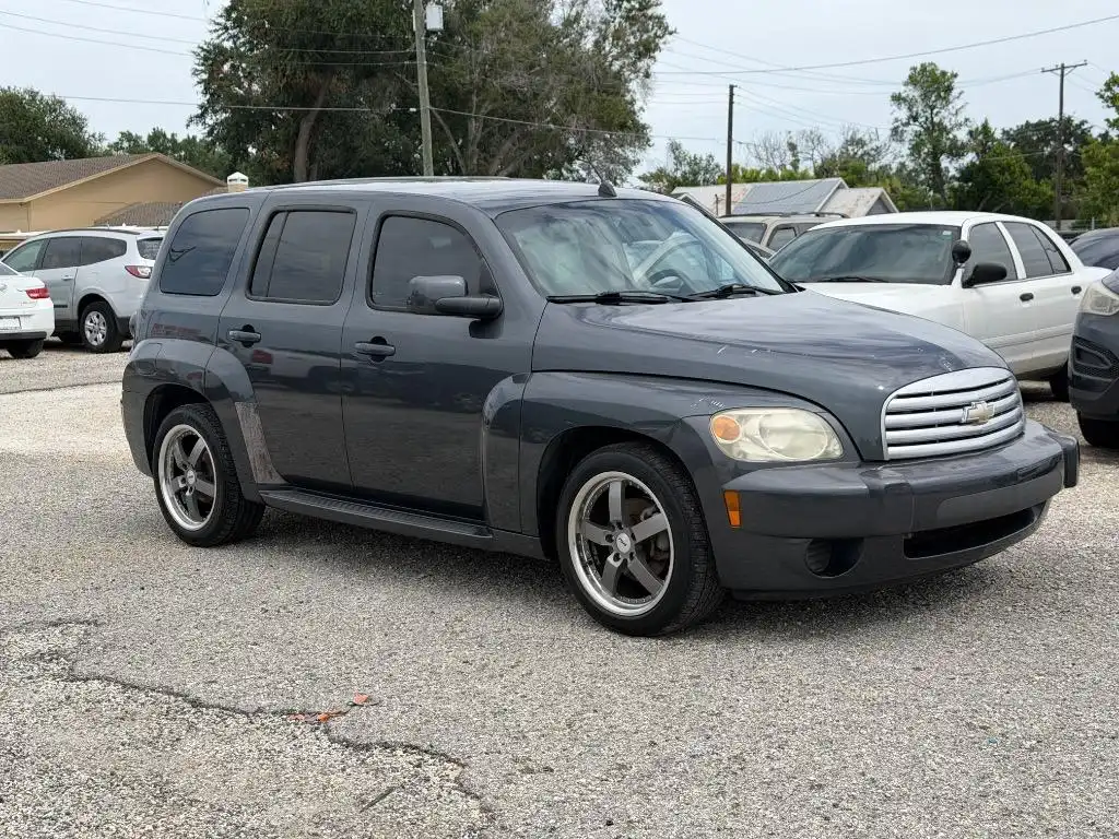 2011 Chevrolet HHR LT's photo