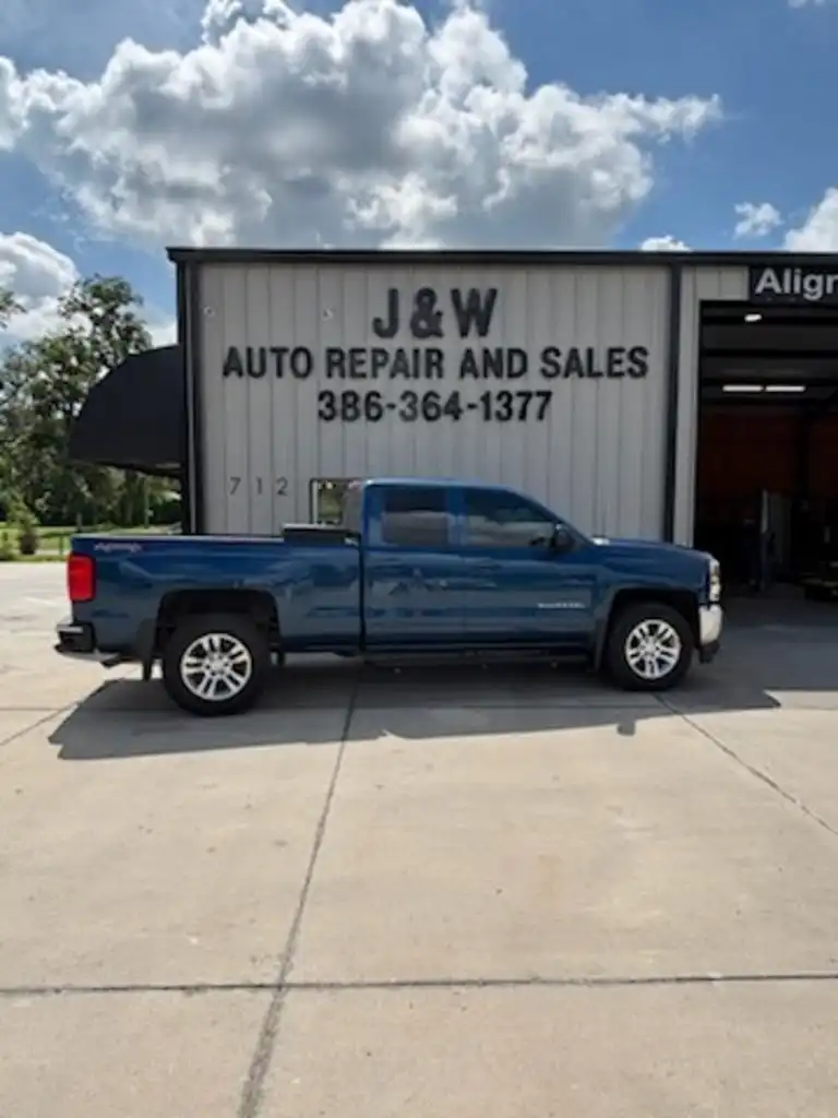 2016 Chevrolet Silverado 1500 LT 4X4 Double Cab Std Box's photo