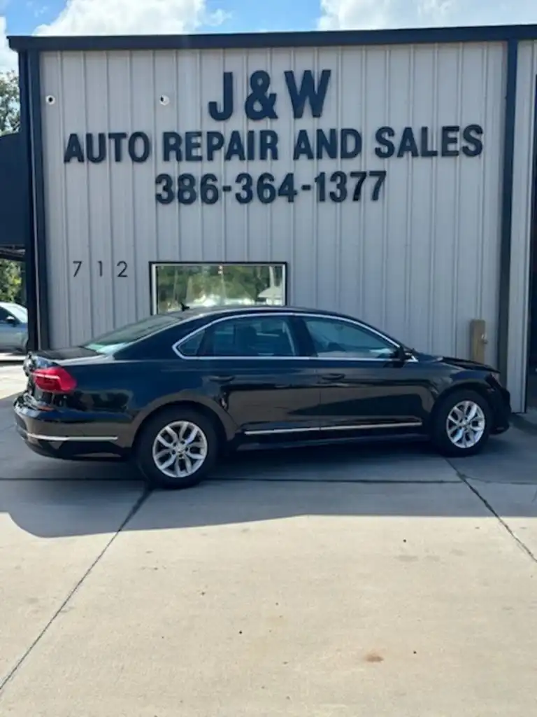 2016 Volkswagen Passat 1.8T S Auto PZEV's photo
