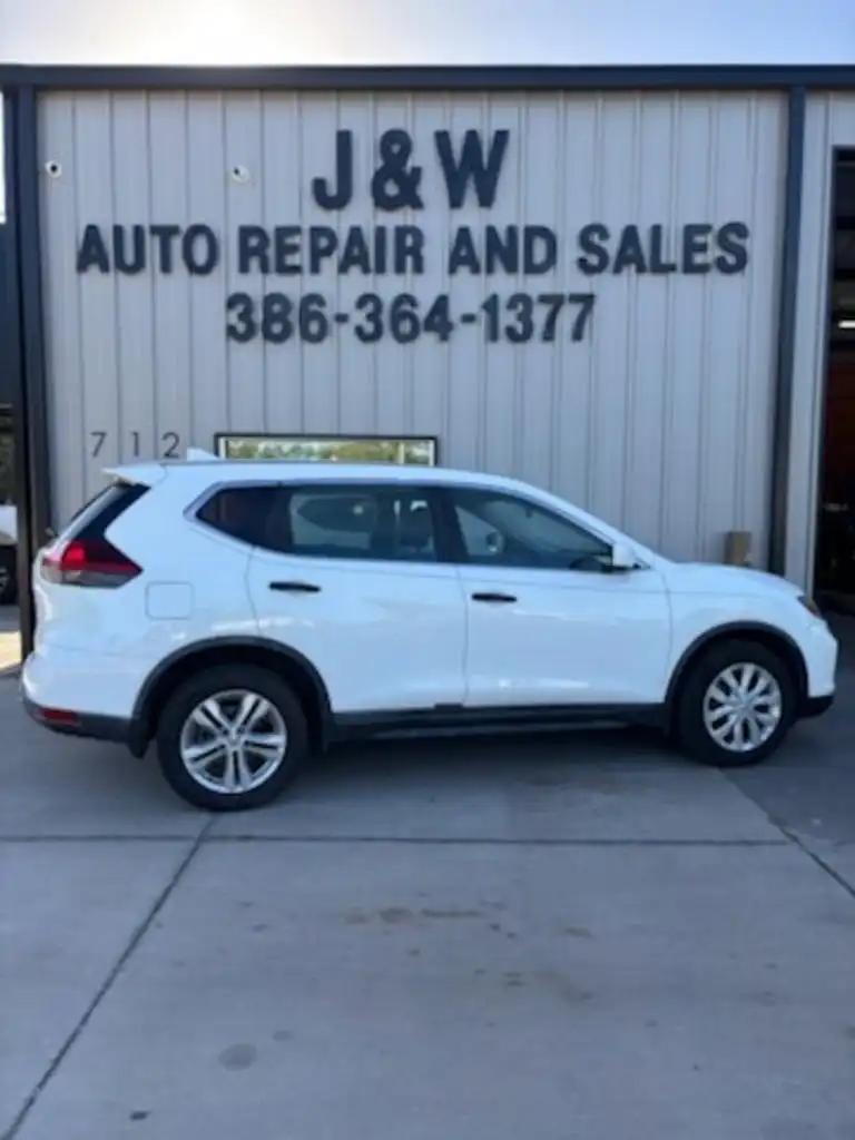 2018 Nissan Rogue S FWD's photo